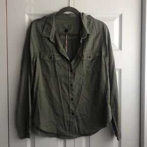 Universal Thread Military Green Button-Up